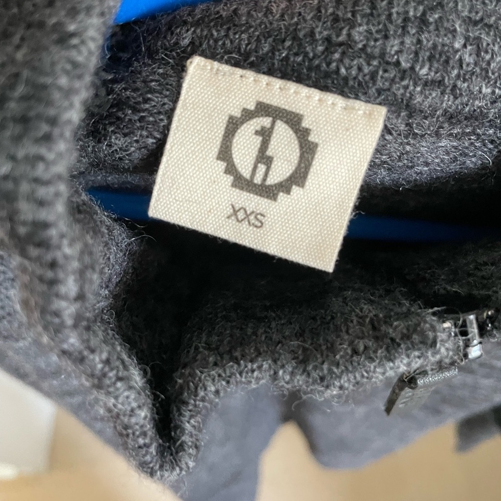 Paka Gray Wool Quarter Zip Sweater, Size XXS, New Without Tags - Picture 4 of 6